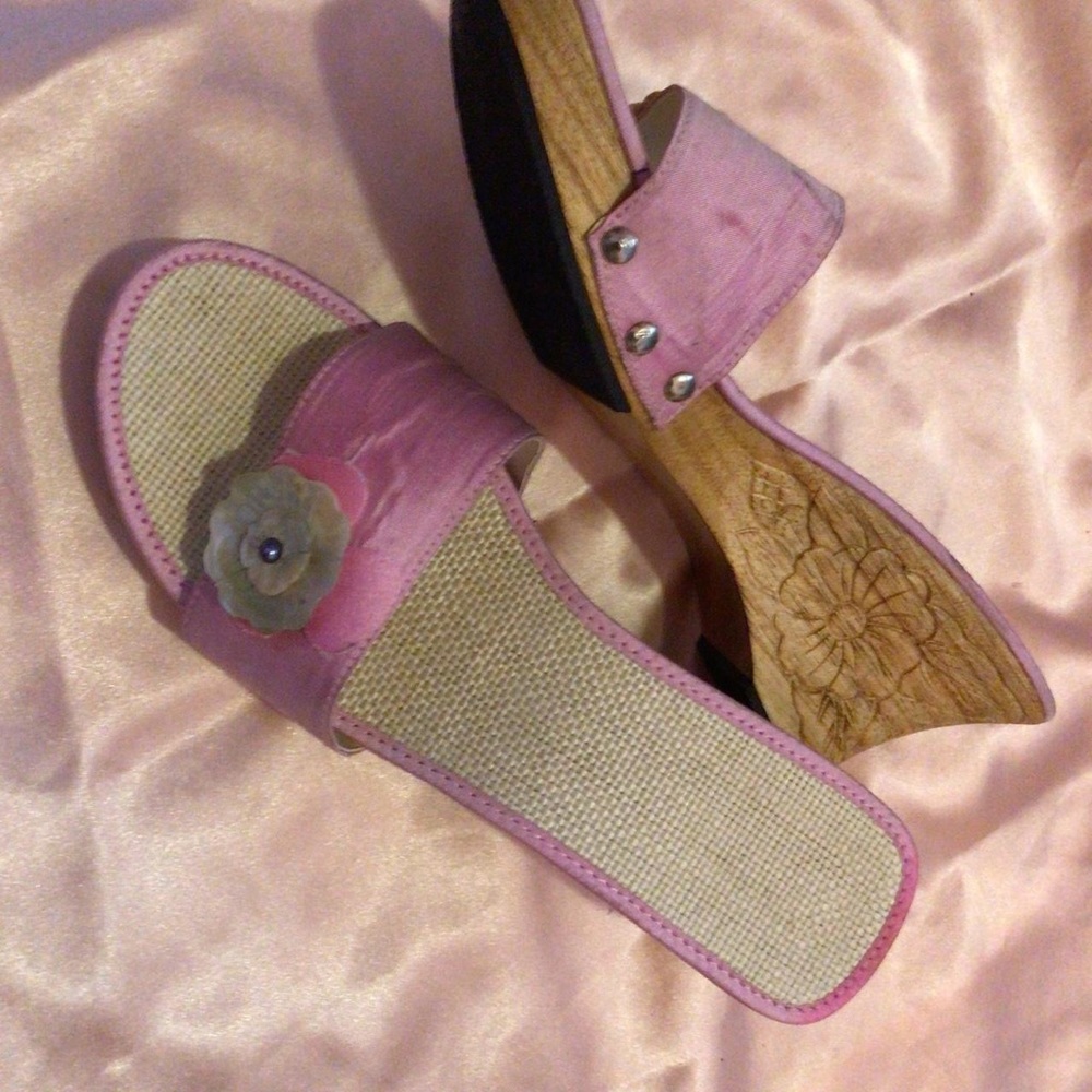 Wooden Vintage y2k Clogs - Picture 4 of 4